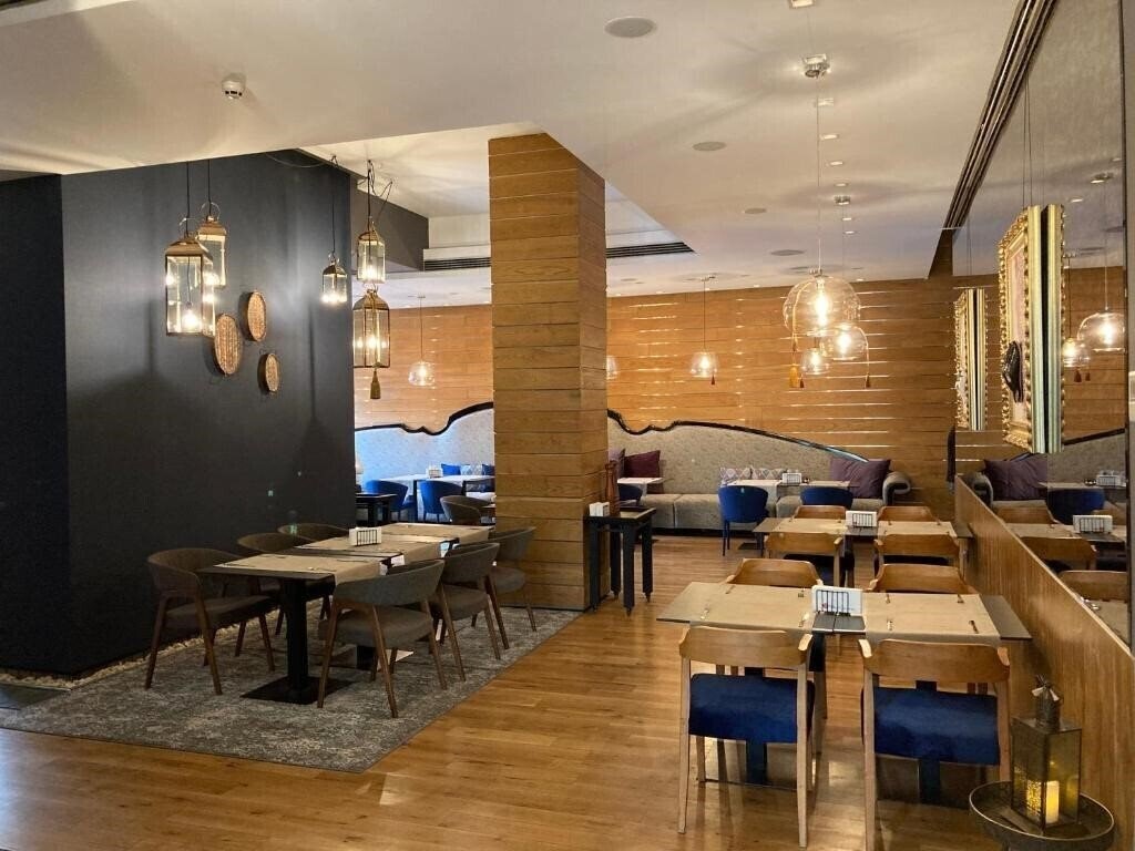 Картинка Graffit Gallery Hotel 5*