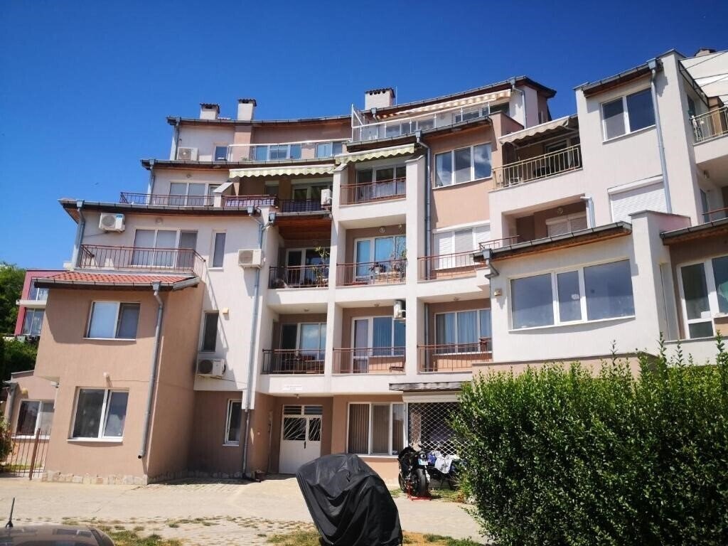 Готель Aparthotel Briz 4*
