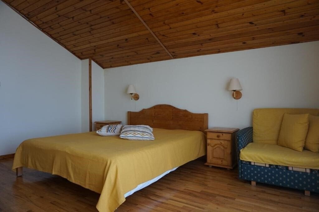 Отель Margarita Hotel Varna 2*