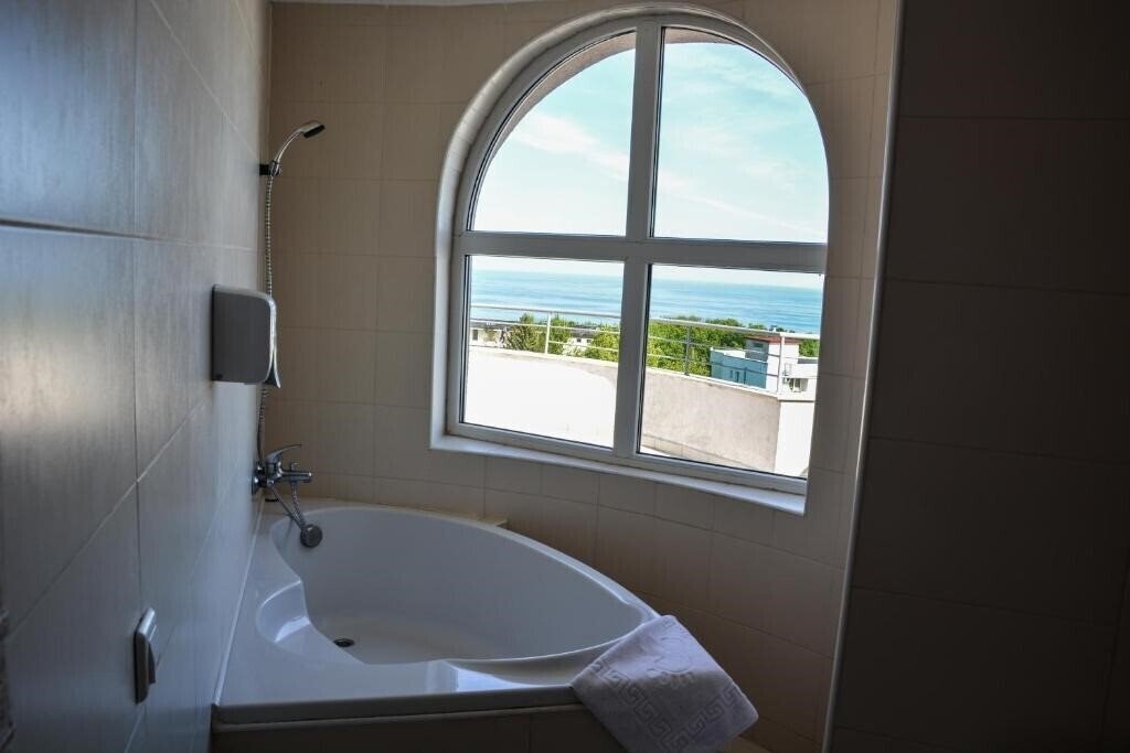 Фотографія Bellevue 3*