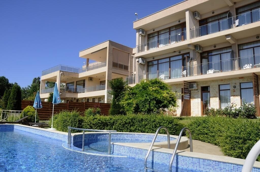 Готель Brigantina 3*