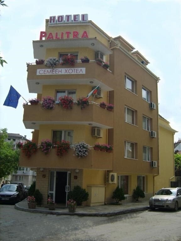 Готель Hotel Palitra 3*