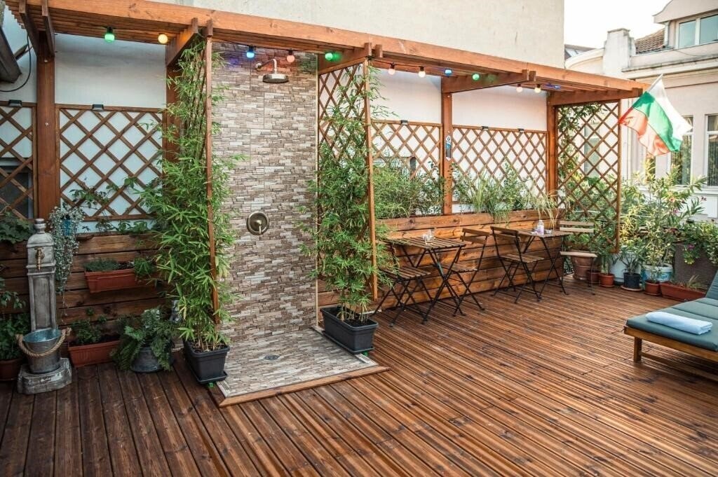 Зображення Three Dolphins Hotel with a Rooftop Terracе 2*