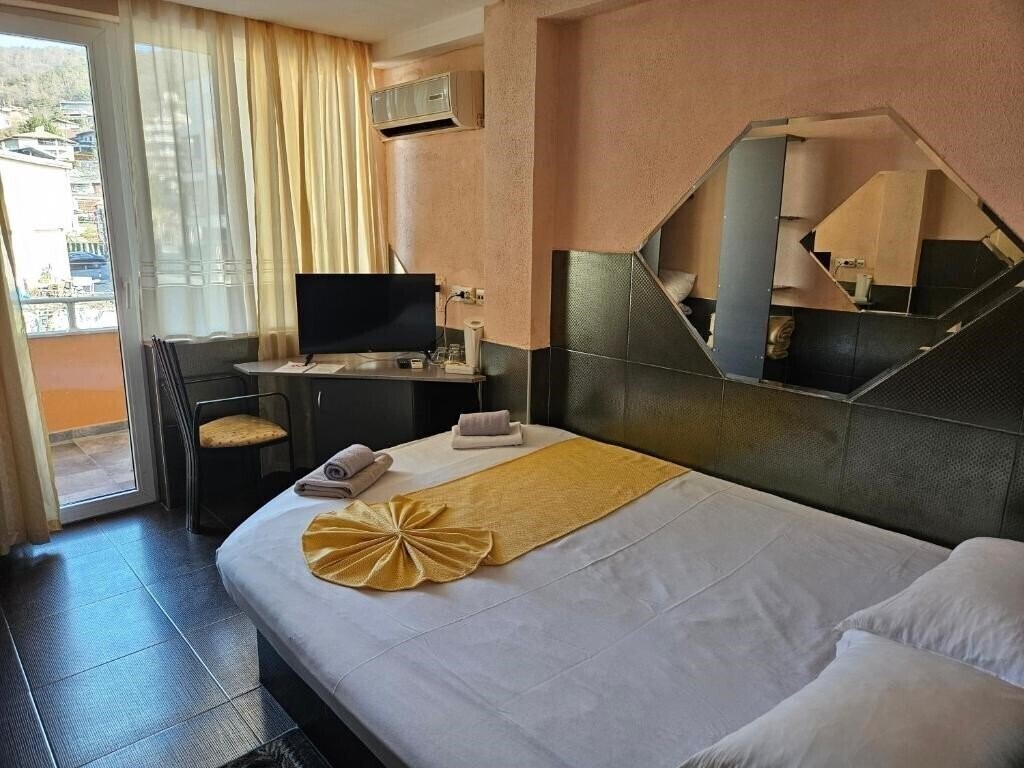 Изображение Paralax Hotel 2*