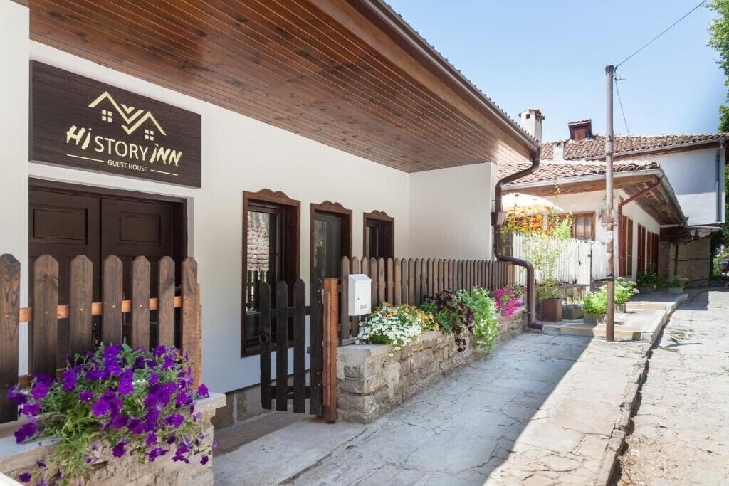 Фотография History Inn Unique Guest House 3*