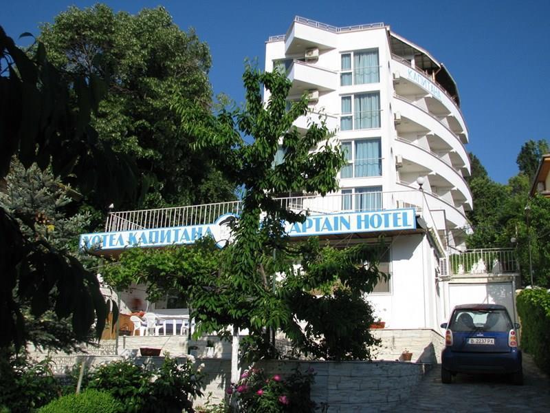 Готель Capitana 3*