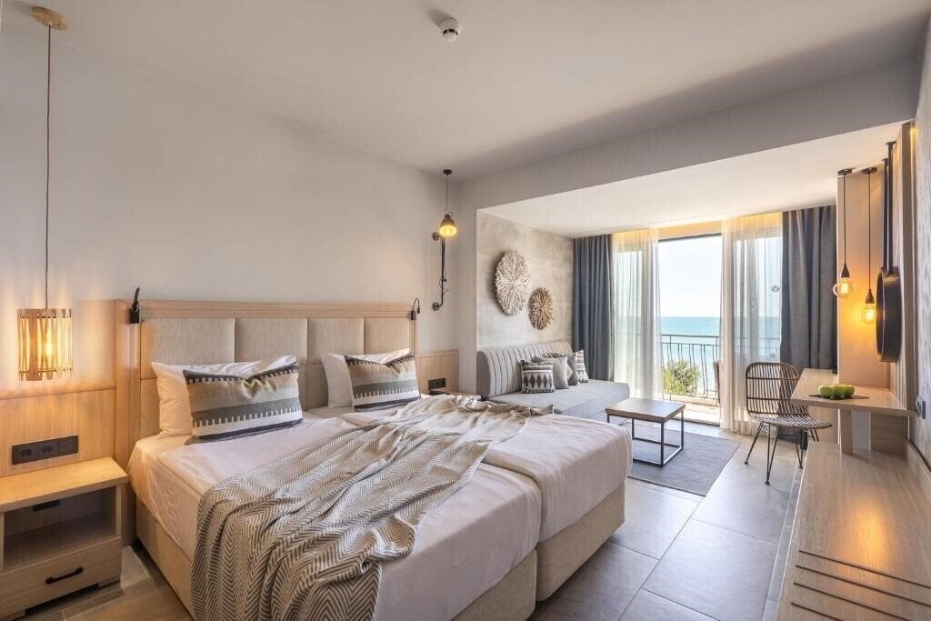 Фото Grifid Vistamar 4*