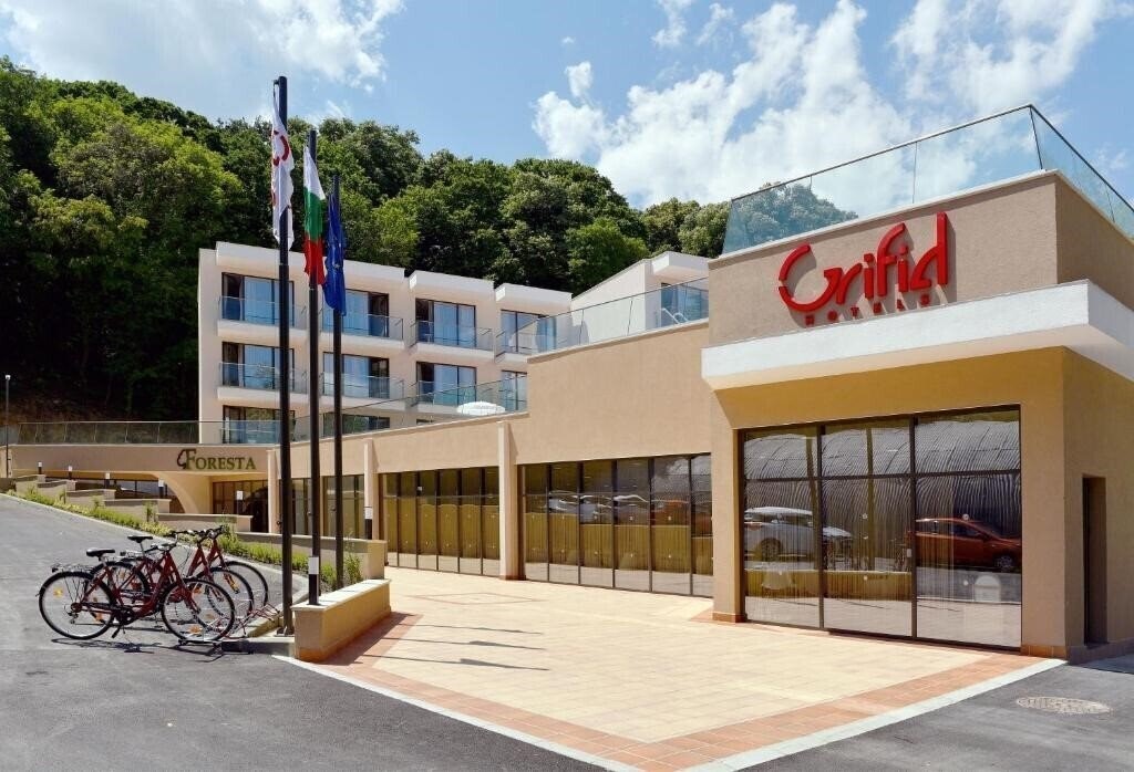 Готель Grifid Hotel Foresta 3*