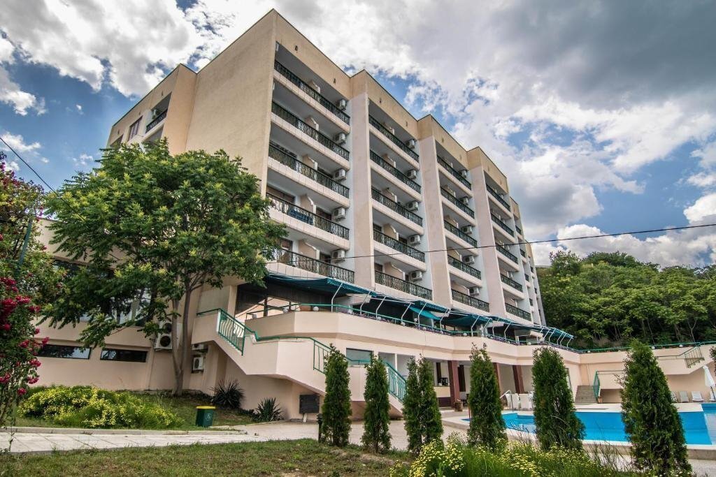 Готель Club Magnolia & SPA Sunshine (ex. Magnolia Club Hotel, Sunshine Magnolia Palace, Sunshine Magnolia Park) 3*