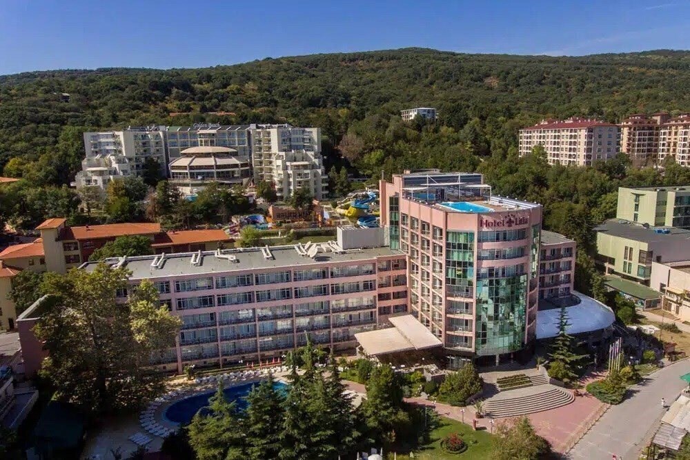 Готель Lilia 4*