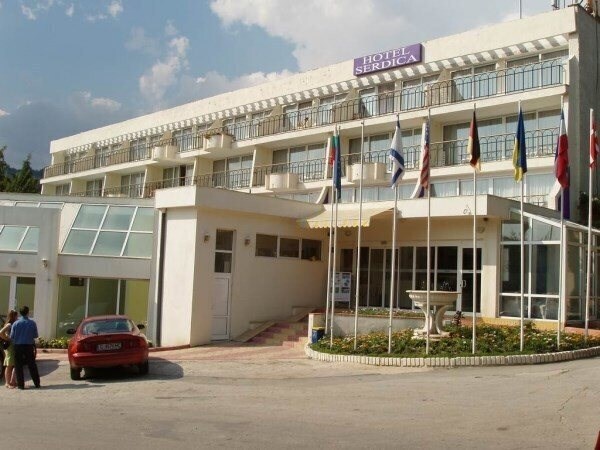 Отель Camp Serdika лагерь