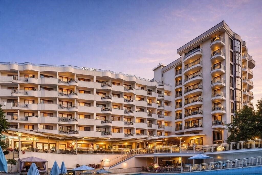 Отель Prestige Grand Hotel & Aquapark 4*