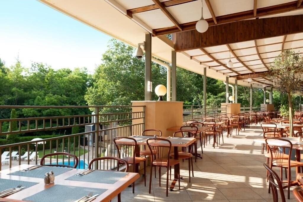 Изображение Kristal 4*