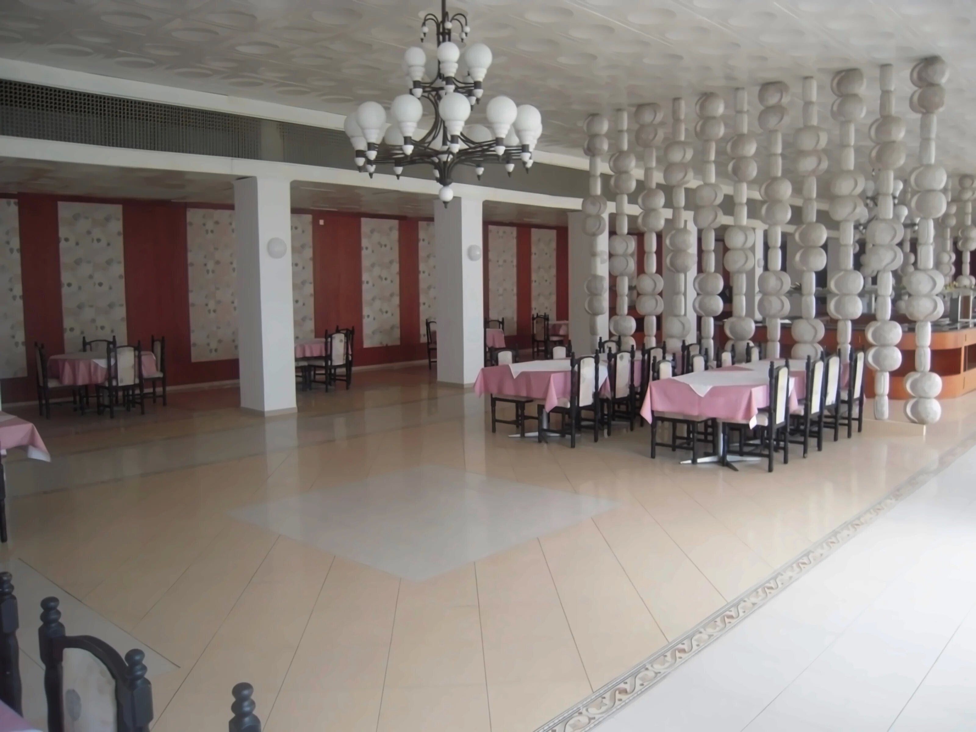 Картинка Dahlia Garden 3*