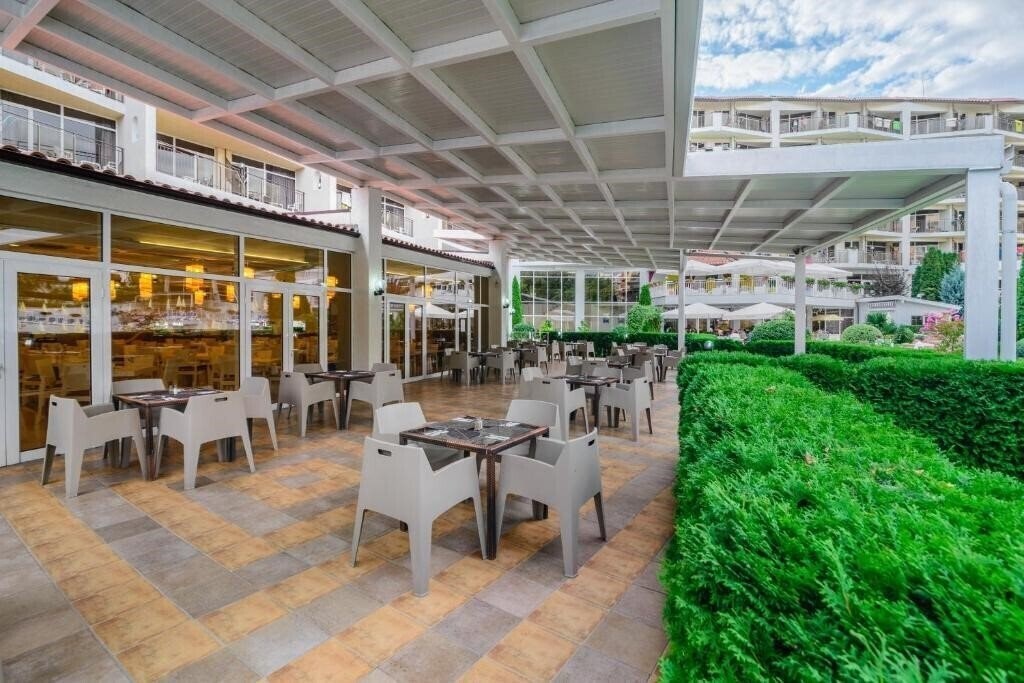 Фотографія Madara Park Hotel (Madara Hotel Smart Line) 4*