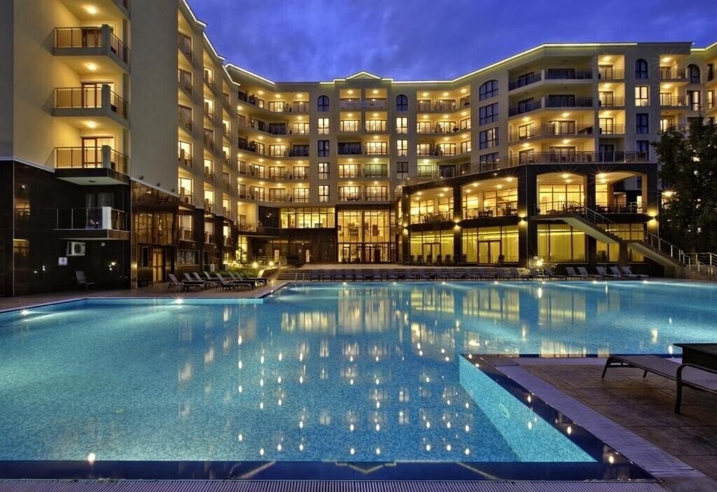 Изображение Aparthotel Golden Line 4*