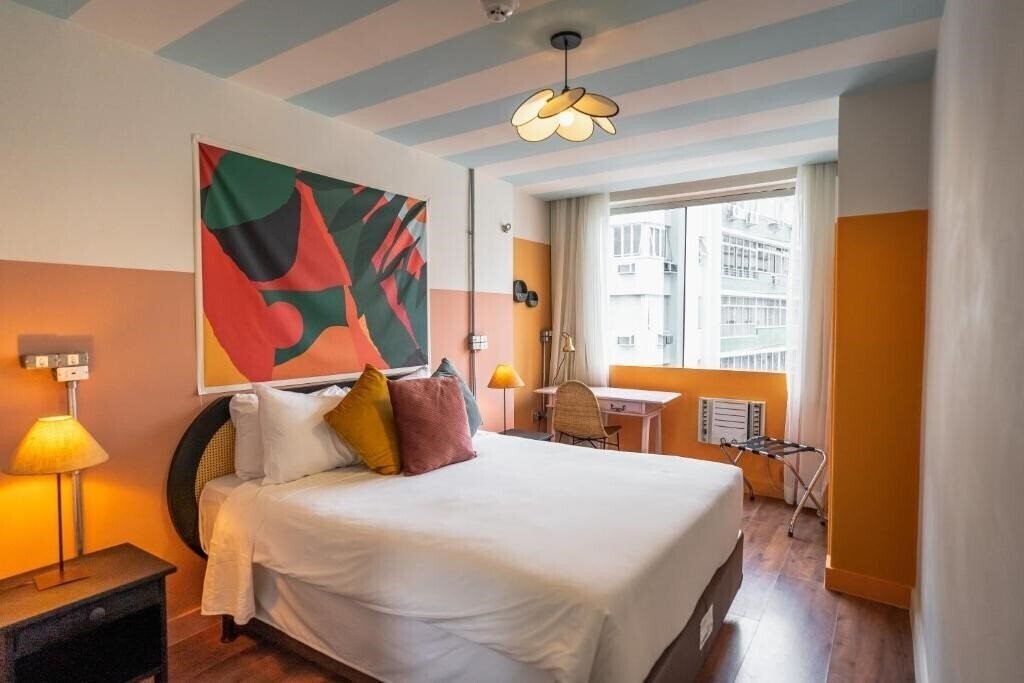 Готель Debret 4*