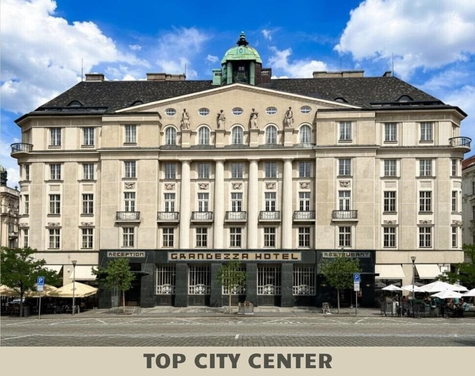Готель Grandezza Hotel 4*