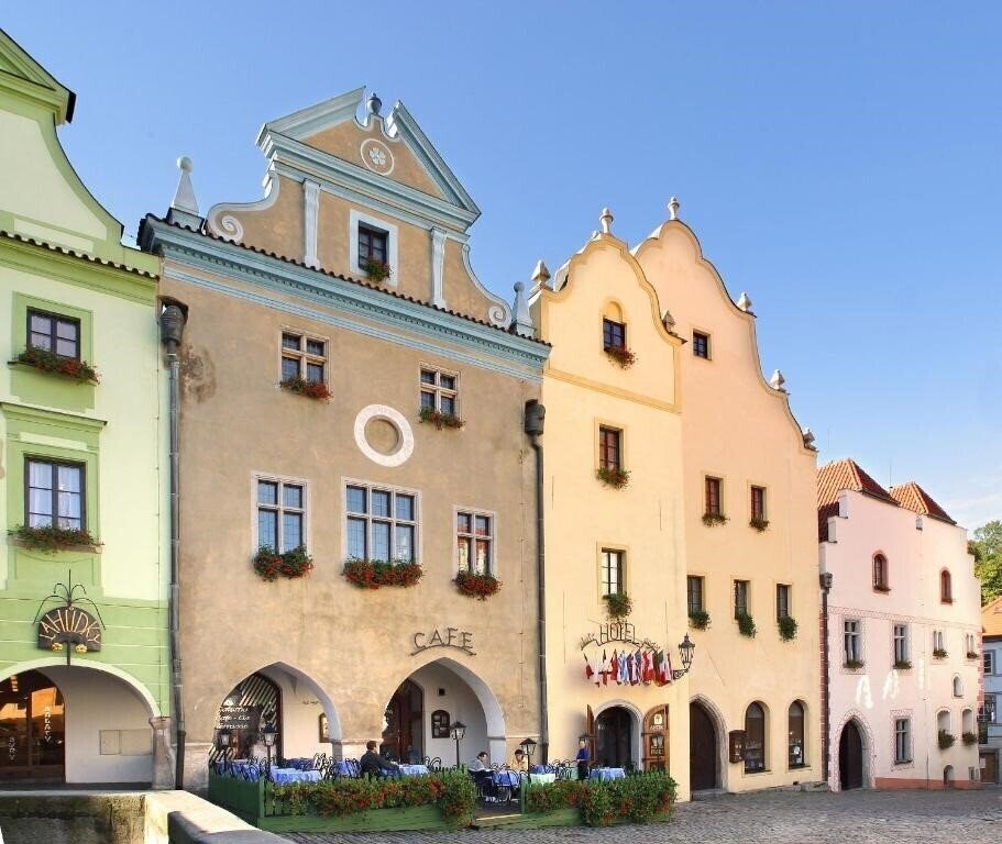 Отель Zlaty Andel 4*
