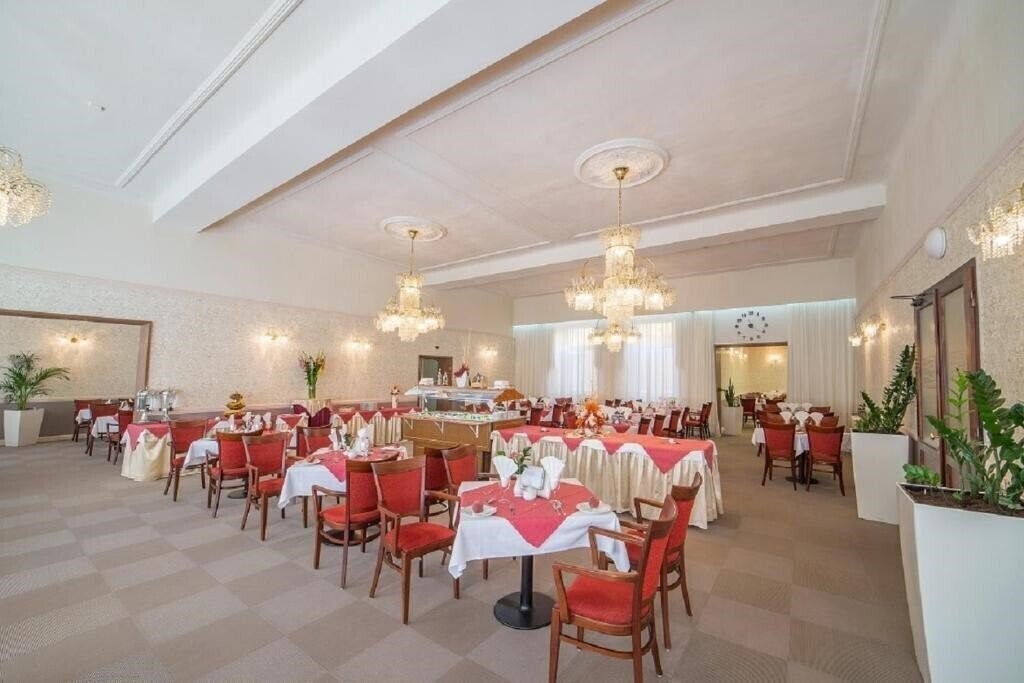 Фото Savoy SPA & Kurhotel 4*