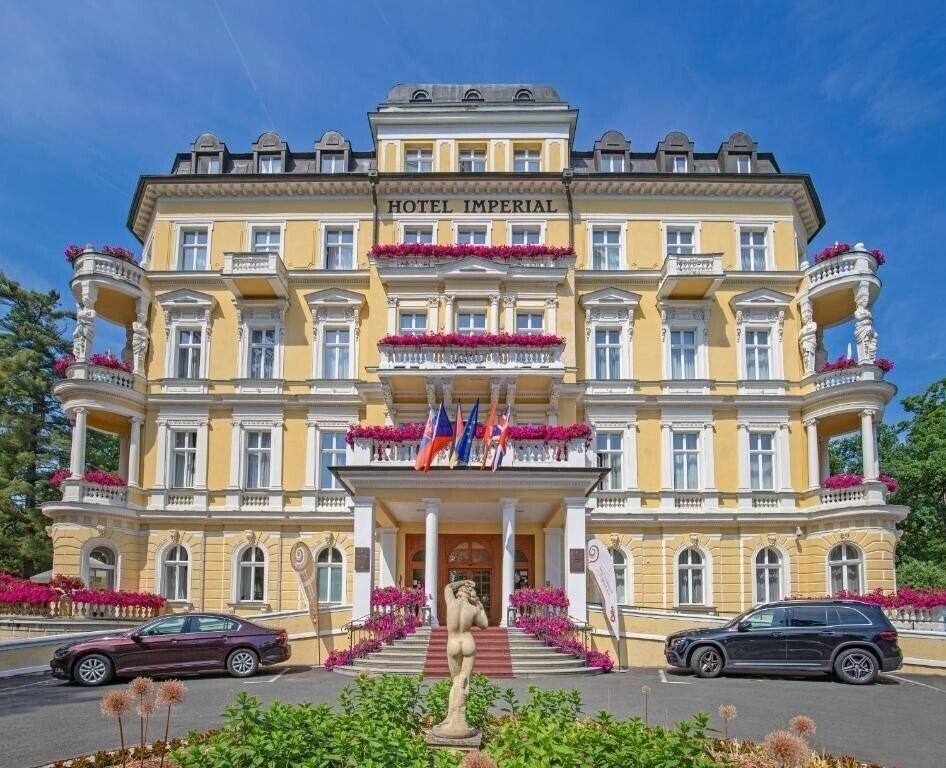 Готель Imperial FL 4*
