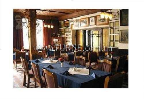 Готель Hotel Karolina 3*