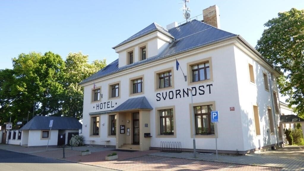 Готель Hotel Svornost 3*