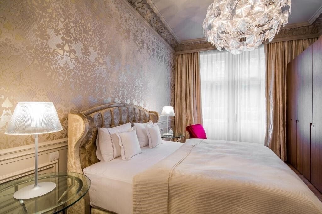 Отель Rubin Luxury апартаменты