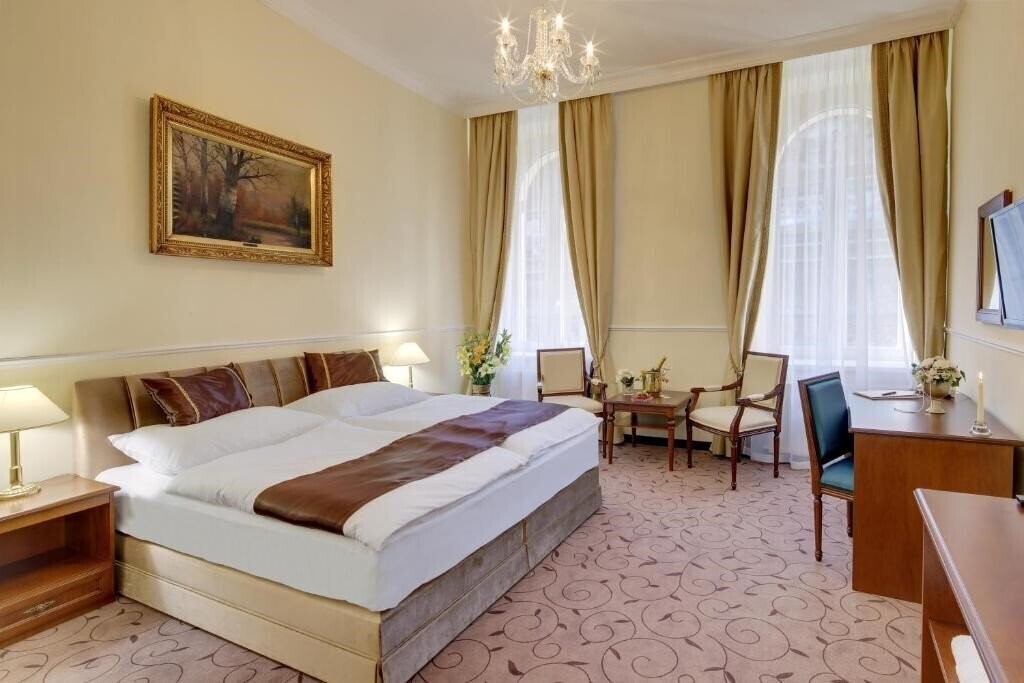 Фото WINDSOR SPA Hotel 3*