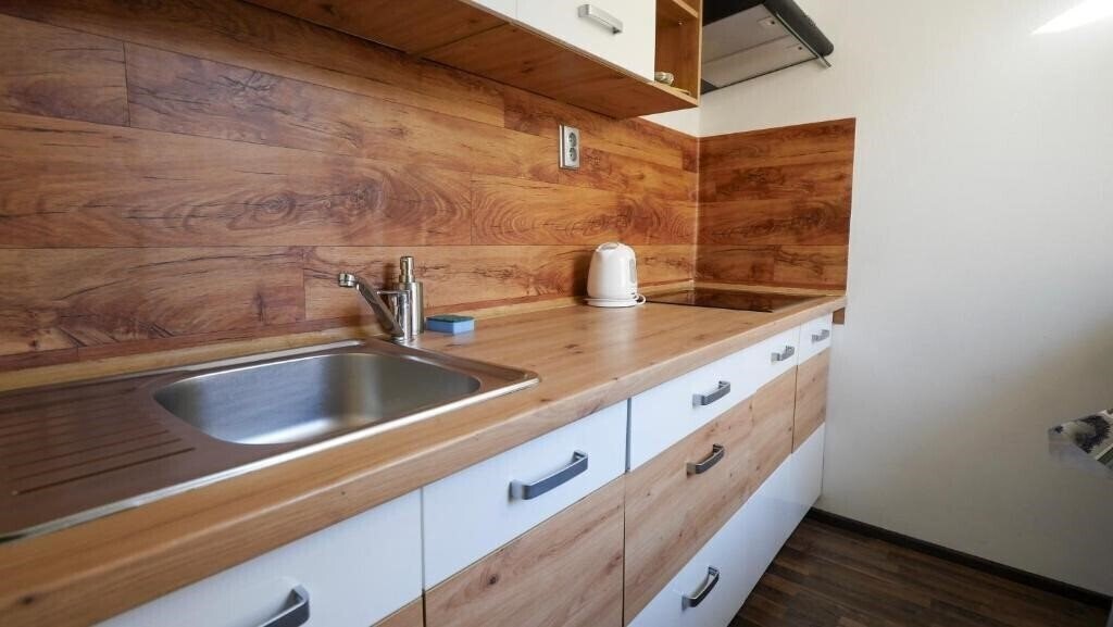 Готель Moravia Boutique Apartments 4*