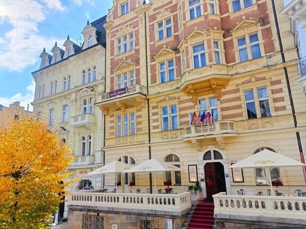 Изображение Ester 4*