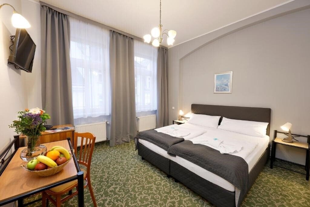 Отель Boston 3*