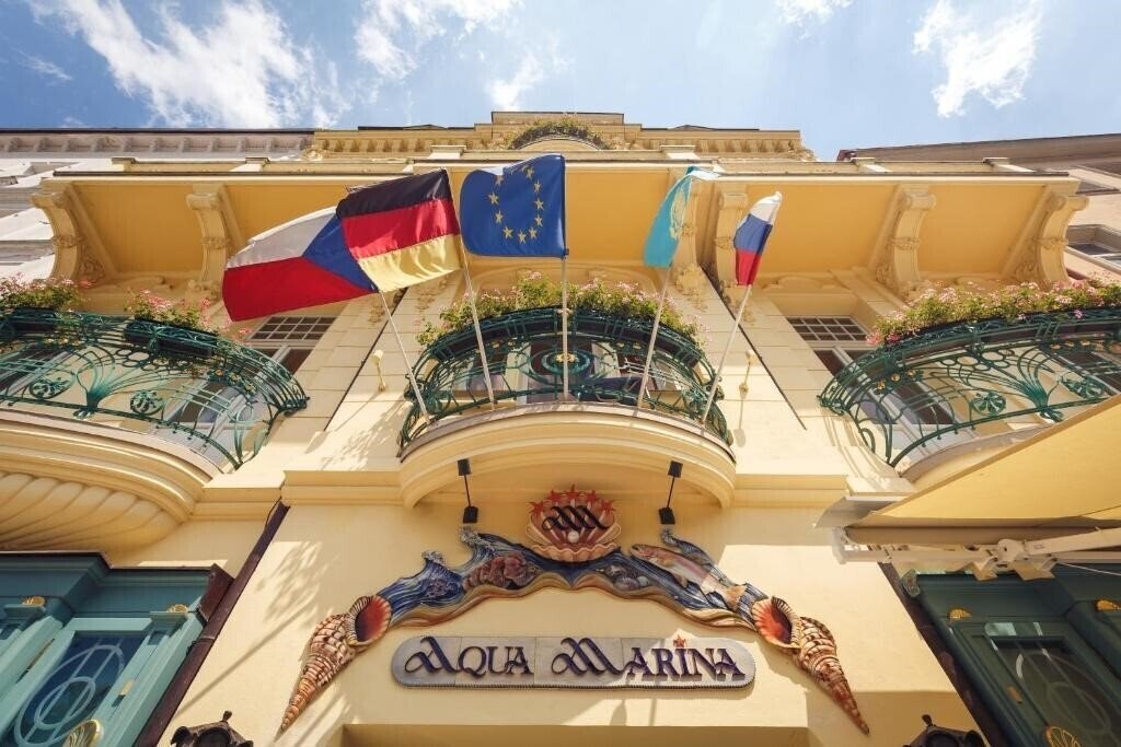 Отель Aqua Marina 4*