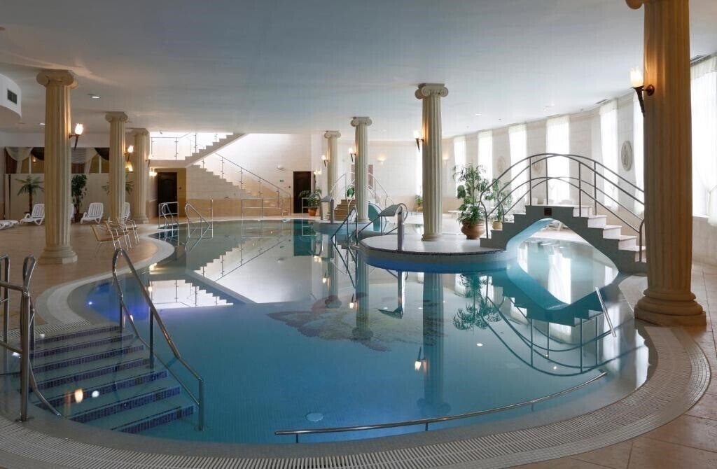 Фотография Bristol Pavlov Riverside Hotel 4*