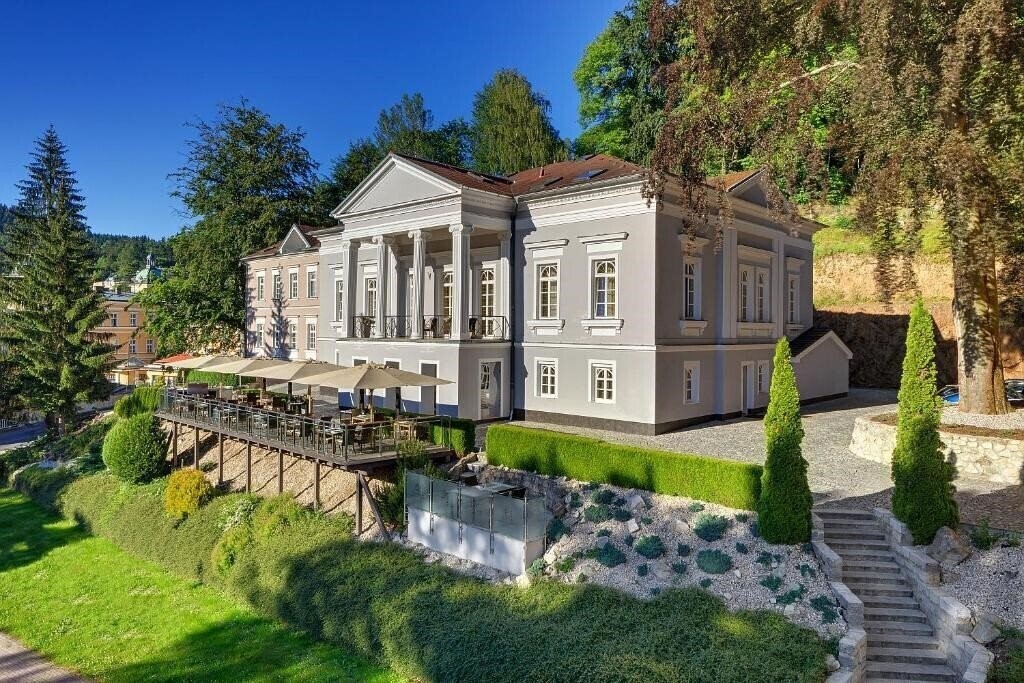 Готель Villa Patriot 4*
