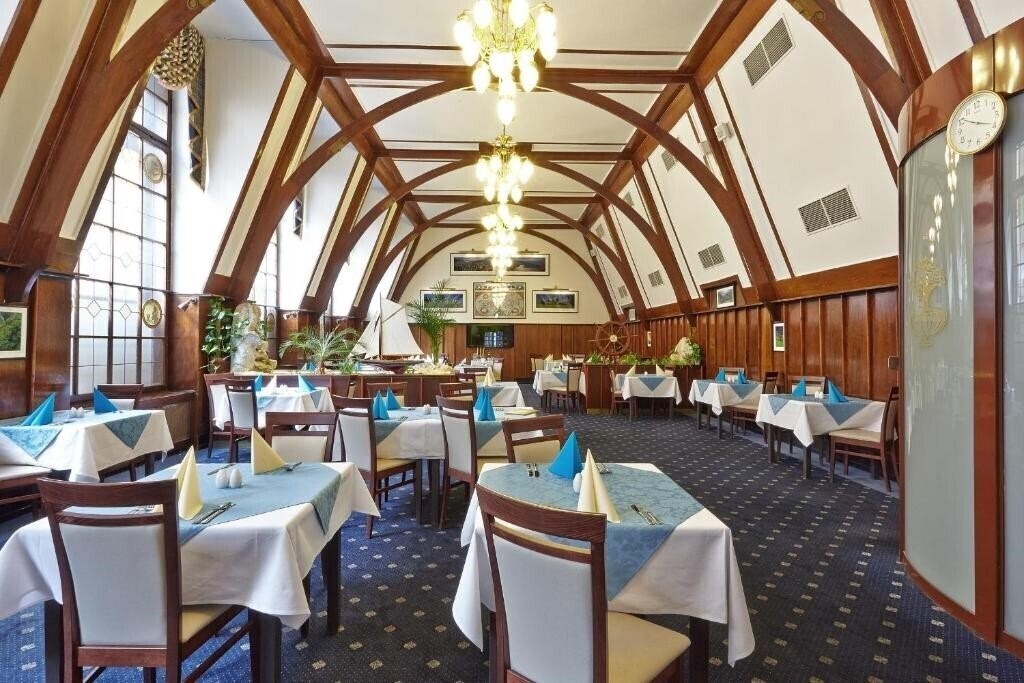 Картинка Grandhotel Pacific 4*