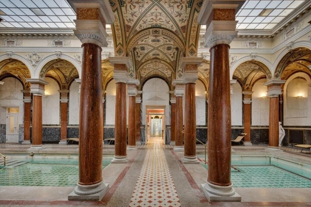 Готель Nove Lazne 5*