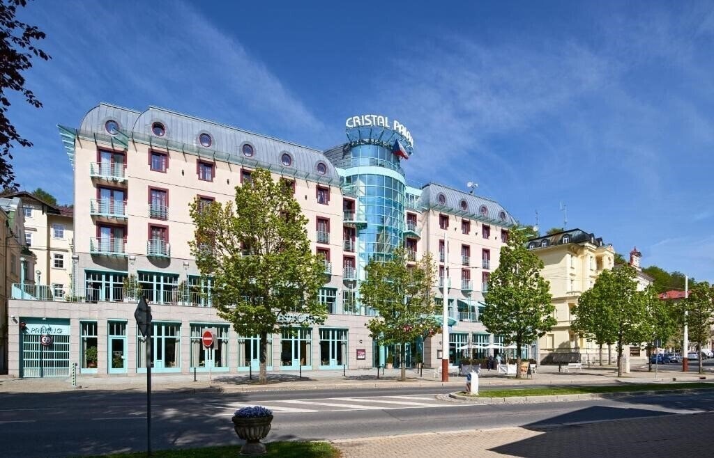 Готель Cristal Palace 4*