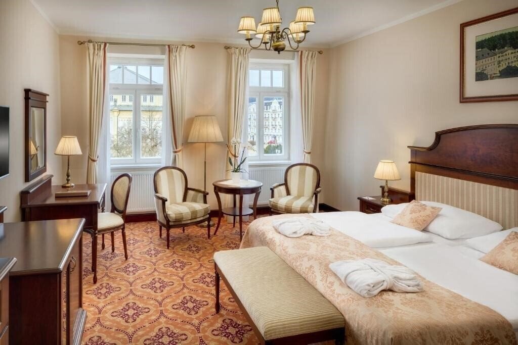 Картинка HVEZDA 4*