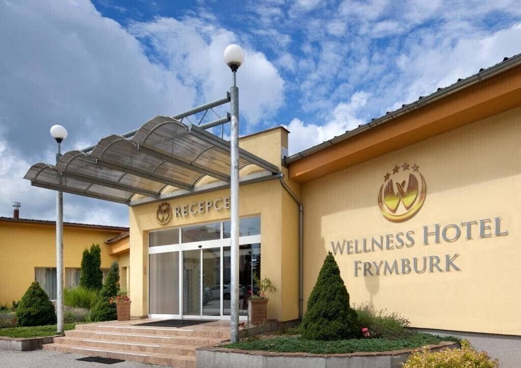 Готель Wellness Hotel Frymburk 4*