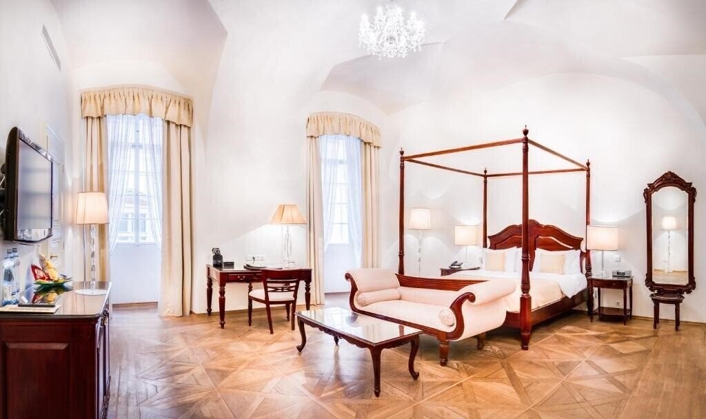 Отель Savic Hotel 4*