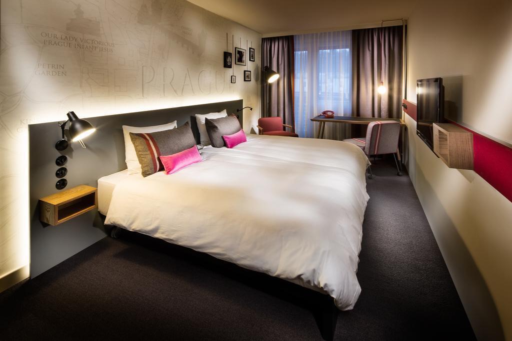 Отель Penta Hotel Prague 4*