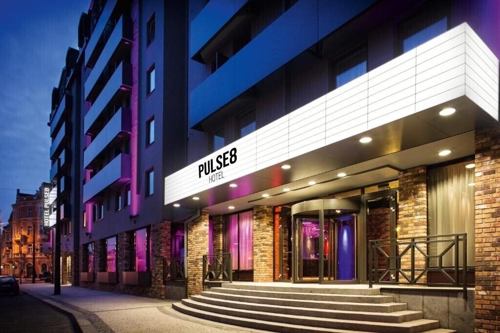Отель Hotel Pulse8 4*