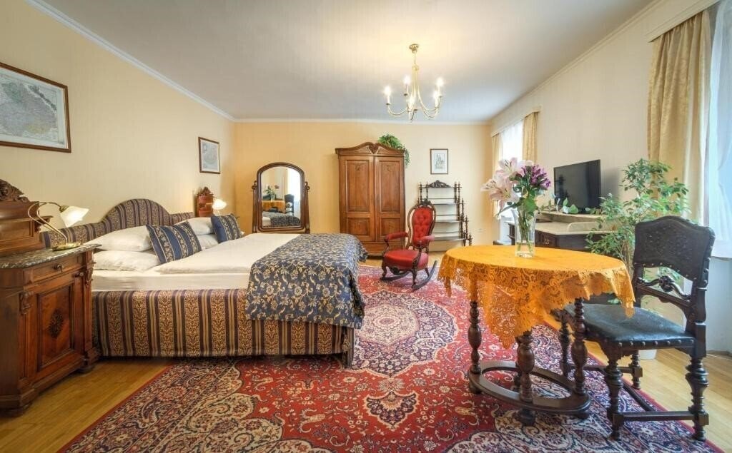 Зображення Red Lion 4*