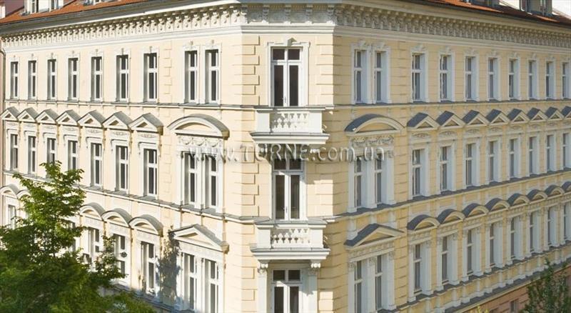 Готель Mamaison Residence 4*