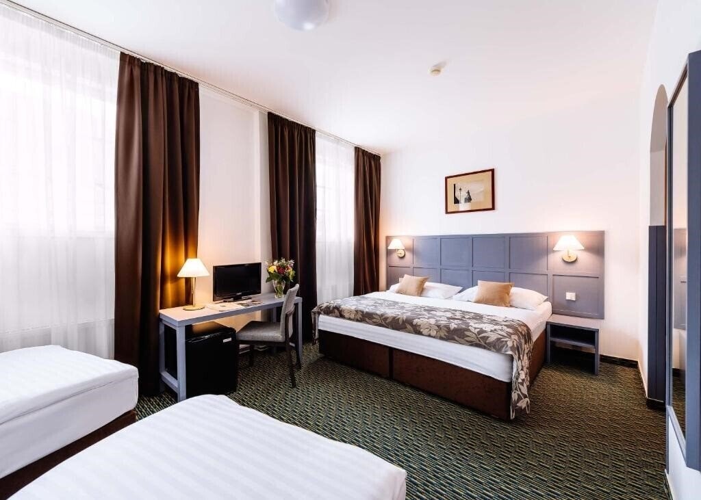 Зображення Central 3*