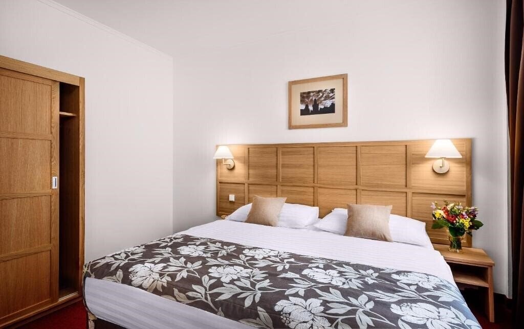 Картинка Central 3*