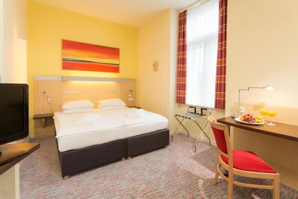 Фото Exe City Park Hotel 3*