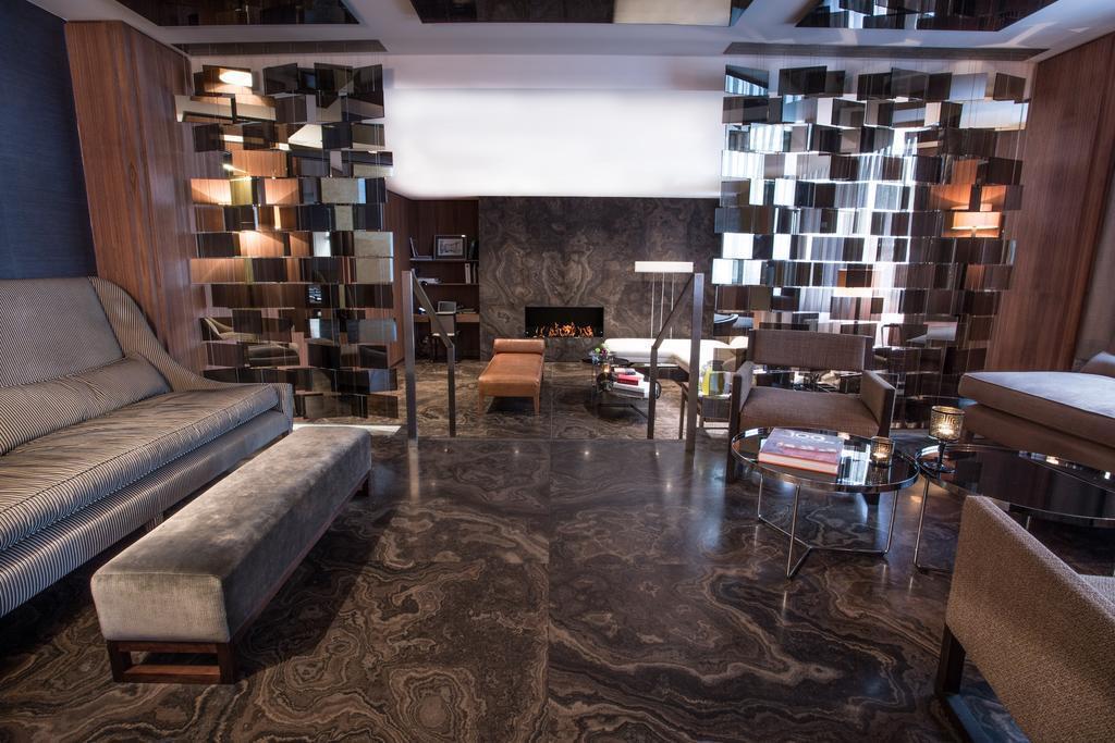 Готель The Emblem 5*