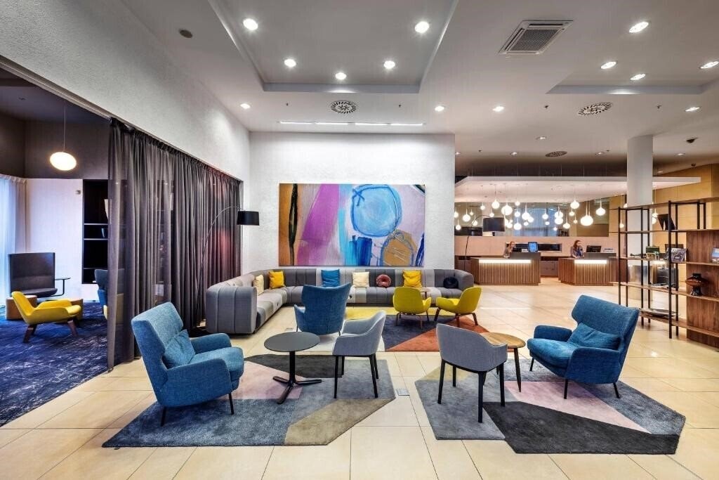 Картинка Courtyard By Marriott Airport Hotel 4*